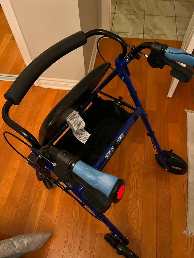 Marcheur Roulant - Roller walker with seat - Photo 4