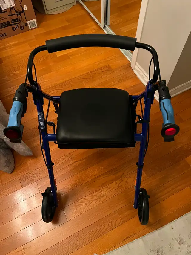 Marcheur Roulant - Roller walker with seat - Photo 6