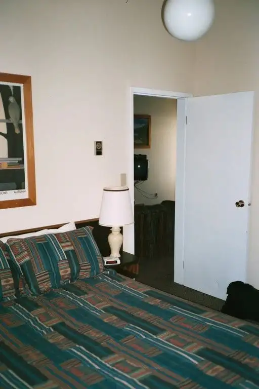 Kimberley Furnished One Bedroom Condo For Rent - Photo 3