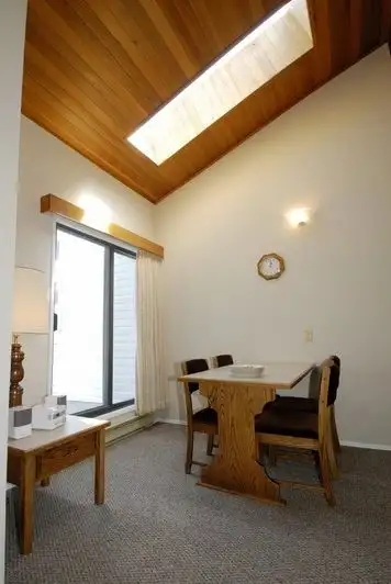 Kimberley Furnished One Bedroom Condo For Rent - Photo 5