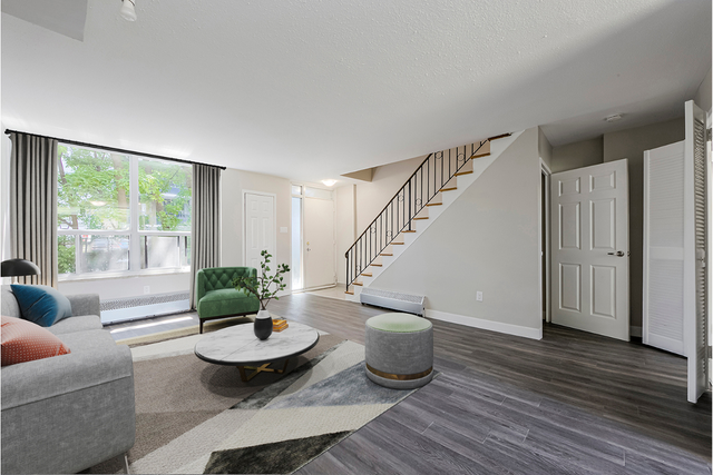 Eastmount Apartments - Townhouse (3 bedroom) available at 33 Eas - Photo 16