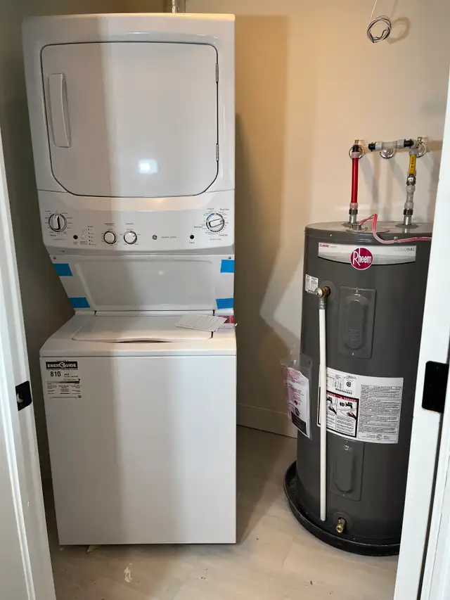 2 bedrooms, 2 baths Move in Ready - Photo 15