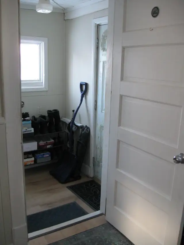 Studio Bachelor Apartment for Rent for March 1st in Bible Hill - Photo 3