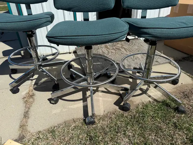 Swivel chairs - Photo 2