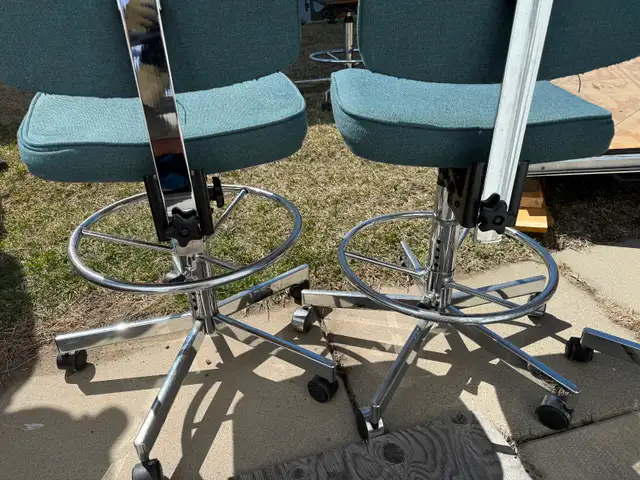 Swivel chairs - Photo 3