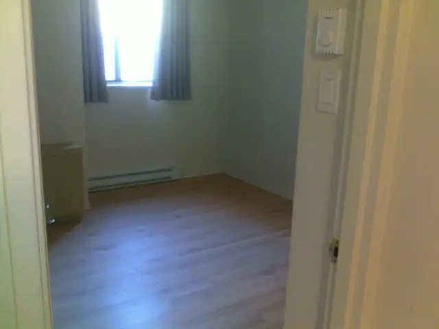 Kent/Laurier 1-Bed Reno'd Condo, A/C, Pkg Avail, Mar/Apr 2026 - Photo 8