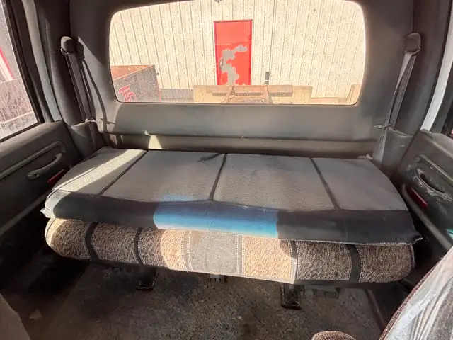 2007 GMC C550 4x4 - Photo 8