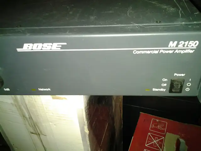 bose m2150 300 watt 8ohm 4 ohm 70v or 100v 200  bose power amps - Photo 3