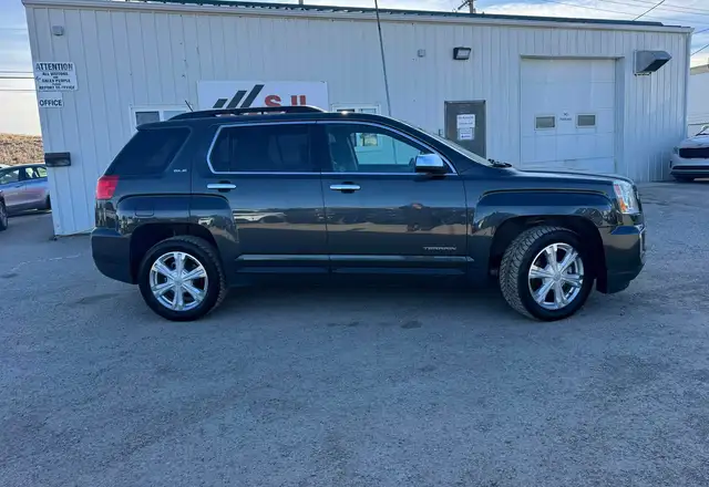 2017 GMC Terrain SLE - Photo 2