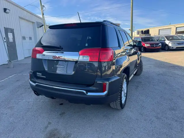 2017 GMC Terrain SLE - Photo 3