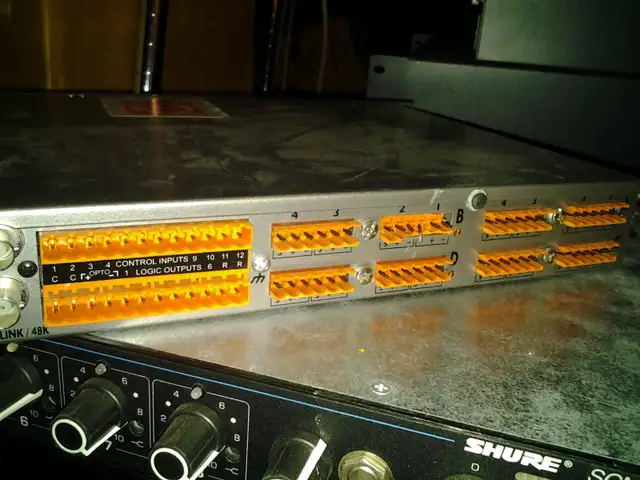 BSS Soundweb London Audio BLU-32 I/O Expander with CobraNetTM HU - Photo 2