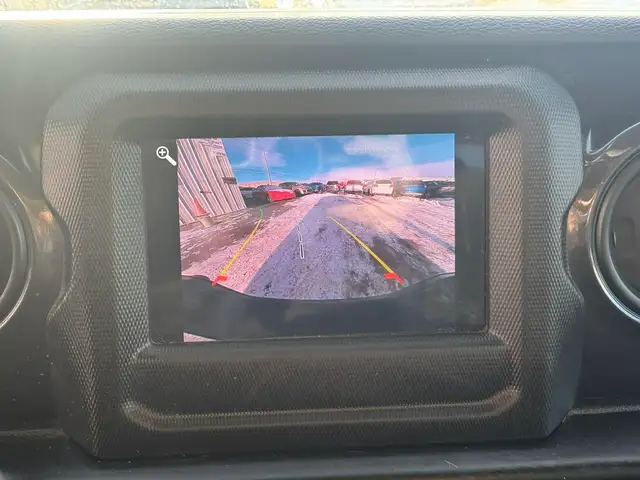 2021 Jeep Gladiator Sport - Photo 10