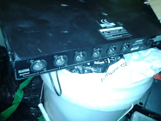 Oxmoor MDA-16 Distribution Amplifier HUGE pro audio studio recor - Photo 3