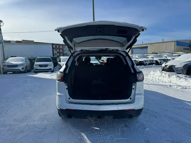 2016 Chevrolet Traverse LTZ - Photo 3