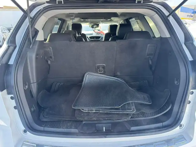 2016 Chevrolet Traverse LTZ - Photo 4