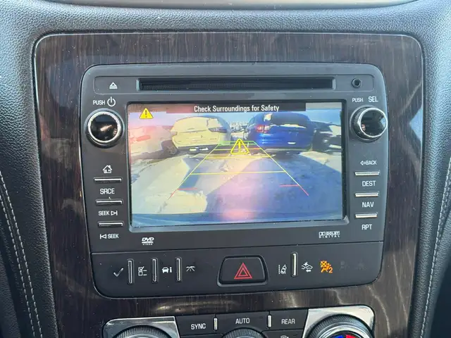 2016 Chevrolet Traverse LTZ - Photo 10