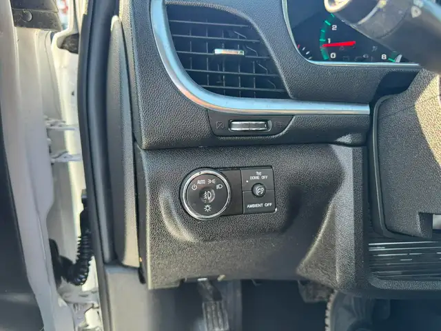 2016 Chevrolet Traverse LTZ - Photo 12