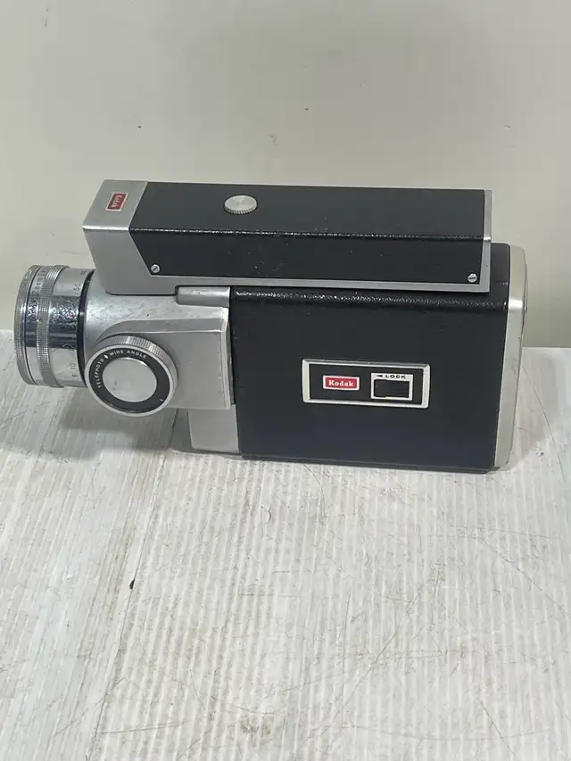 Vintage Kodak Zoom 8 Reflex Camera