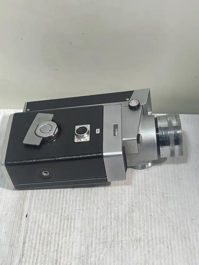 Vintage Kodak Zoom 8 Reflex Camera - Photo 4