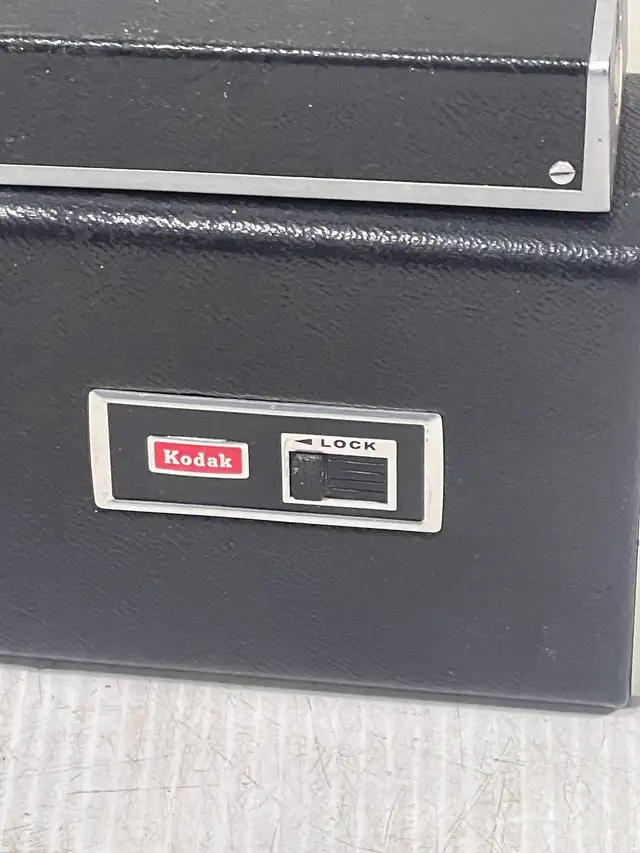 Vintage Kodak Zoom 8 Reflex Camera - Photo 7