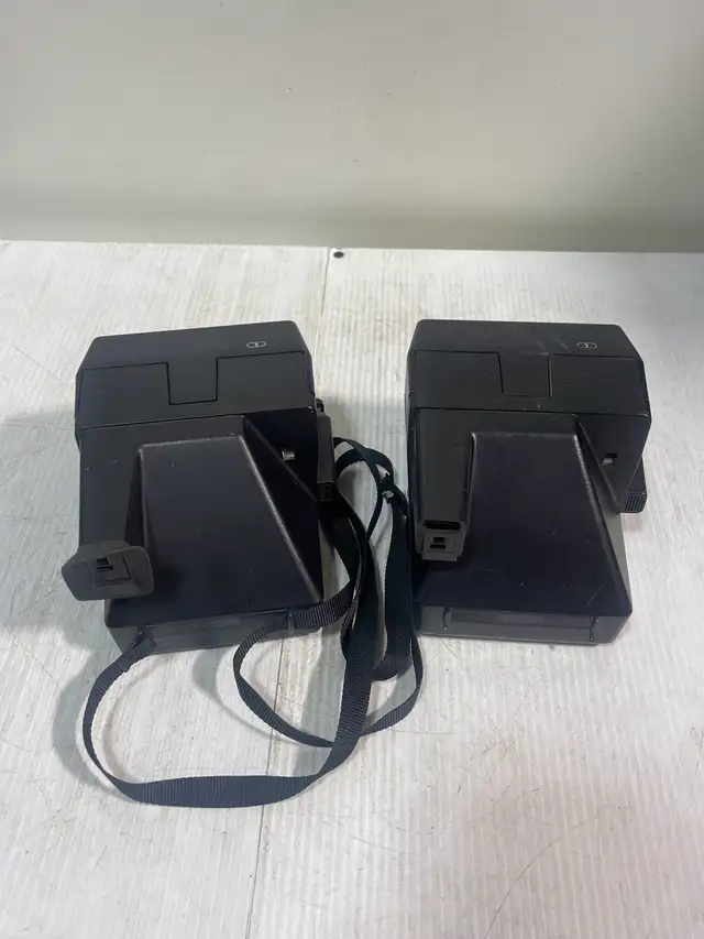 Vintage 2 Polaroid Sun 600 - Photo 2