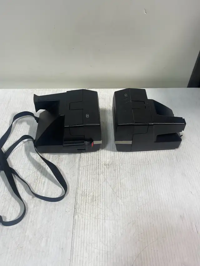 Vintage 2 Polaroid Sun 600 - Photo 3