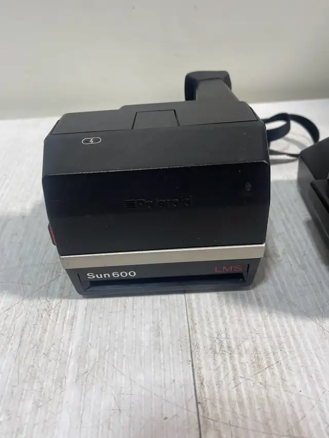 Vintage 2 Polaroid Sun 600 - Photo 8