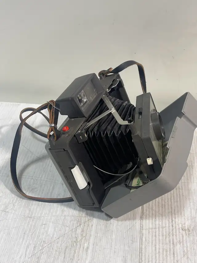Vintage Polaroid Land Camera Automatic 225