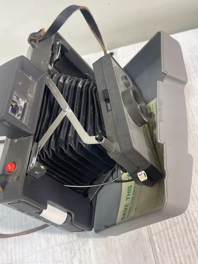 Vintage Polaroid Land Camera Automatic 225 - Photo 8