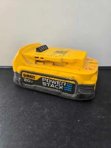 DEWALT POWERSTACK BATTERY  1.7AH 20V