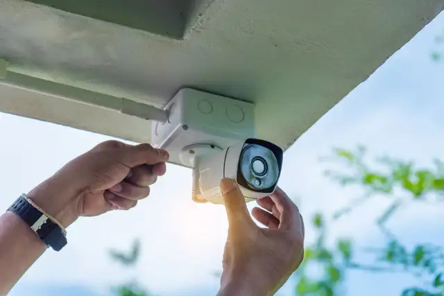 Cutting-Edge 4K Surveillance Paired with Powerful Alarm Systems - Photo 2