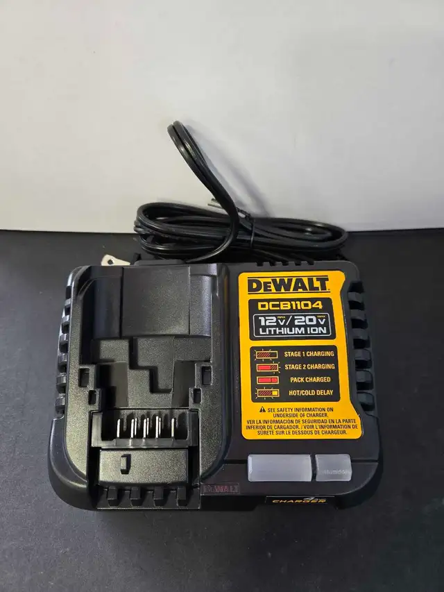 DEWALT CHARGER 4AH 12/20V DCB1104
