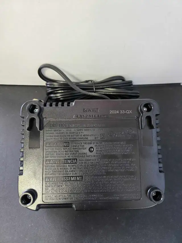 DEWALT CHARGER 4AH 12/20V DCB1104 - Photo 2