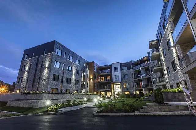Luxueux condos idéal pour retraité Charlesbourg - Photo 4