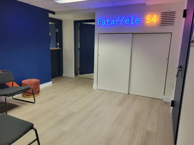 Local bureau / commercial à louer – Saint-Esprit - Photo 3
