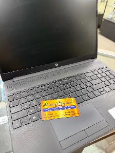 HP laptop - Photo 3