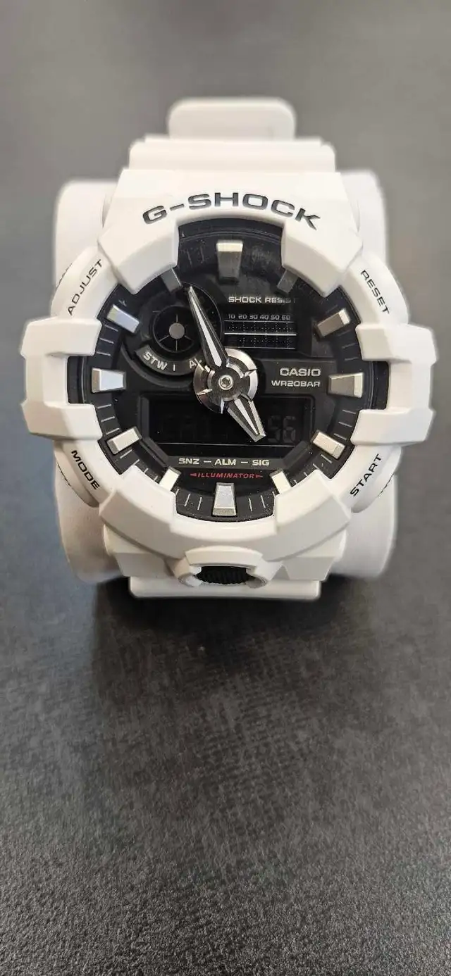 Casio G-Shock Watch - Photo 2