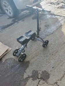Knee Walker / Scooter - Photo 2