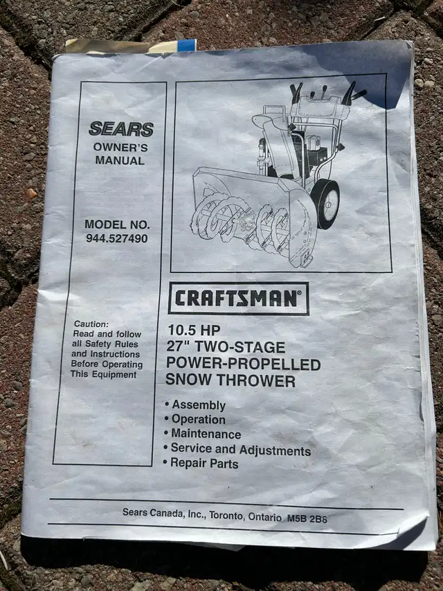 Craftsman 27 inch snowblower… 10 1/2 hp Tecumseh engine - Photo 6