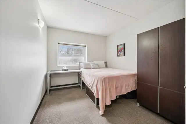 Spacious Student Accommodation (Furnished and En-suite Bathroom) - Photo 10