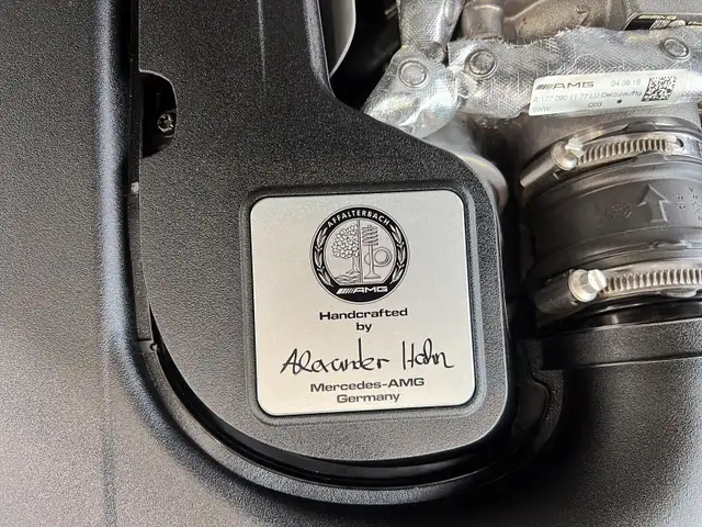 2017 Mercedes-Benz C63 S AMG Coupe Only 34,000 km's! Exceptional - Photo 18