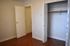 SPACIOUS – RENOVATED – PET FRIENDLY - Photo 8