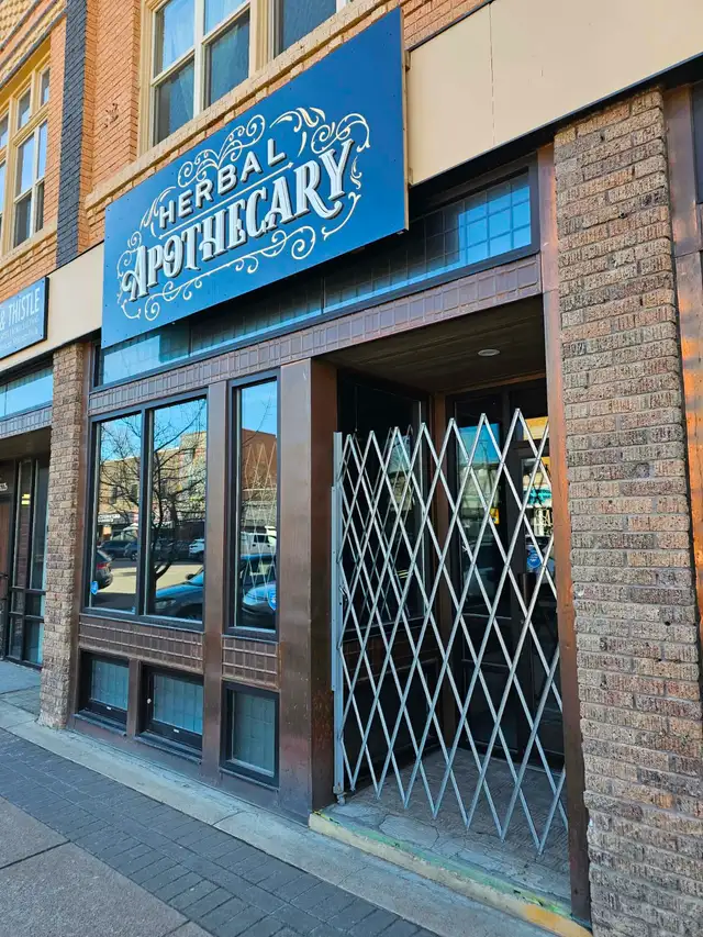 ️ Prime Downtown Lethbridge Commercial Space – Available Immed