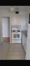 Near Port credit go  station single room for rent