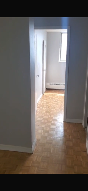 Single Room near Port credit go station - Photo 4