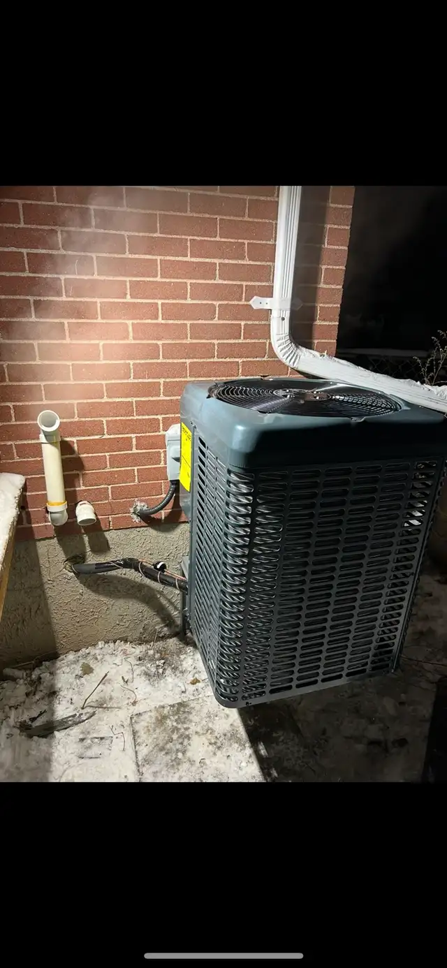 HVAC Technician Service 24/7 - Photo 4