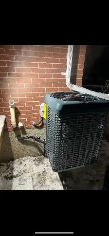 HVAC Technician Service 24/7 - Photo 4