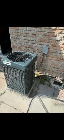 HVAC Technician Service 24/7 - Photo 7