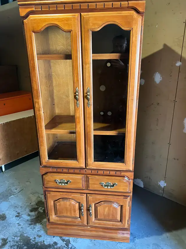Free delivery used Kroecheler Wooden Display Cabinet - Photo 3