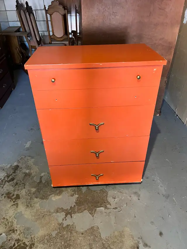 Free delivery used Orange 4-Drawer Dresser